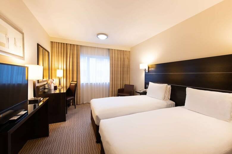 Hotel Doubletree By Hilton London Heathrow Airport