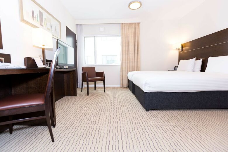 Hotel Doubletree By Hilton London Heathrow Airport