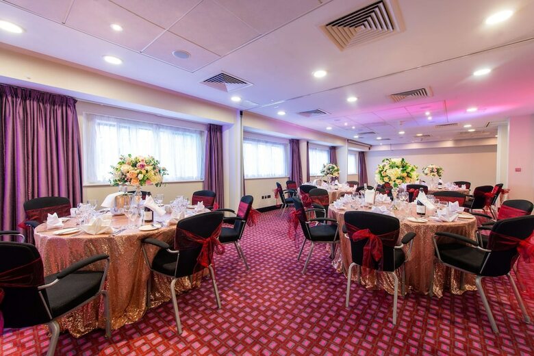 Hotel Doubletree By Hilton London Heathrow Airport