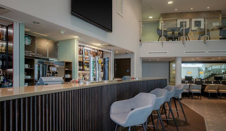 Hotel Doubletree By Hilton London Heathrow Airport