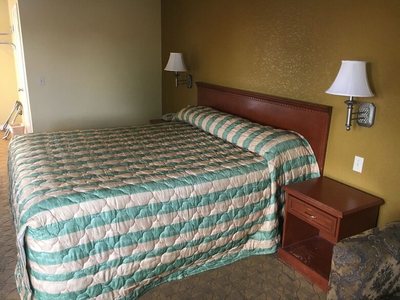 Motel Bellflower Travel Inn