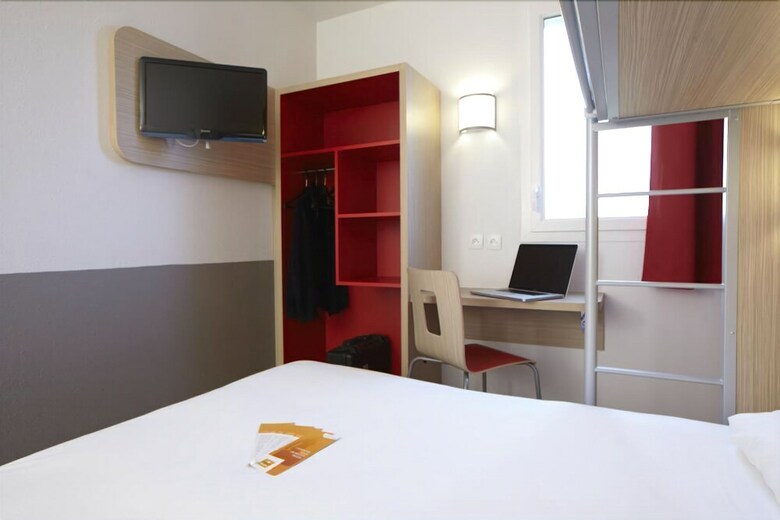 Hotel H�tel Premi�re Classe Caen Nord - M�morial