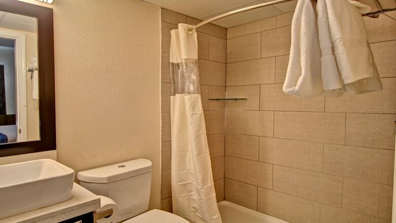 Windwater Hotel & Marina