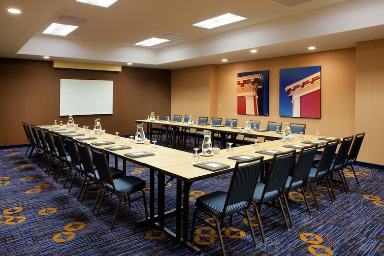 Hotel Courtyard By Marriott Oakland Emeryville