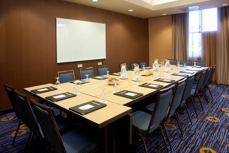 Hotel Courtyard By Marriott Oakland Emeryville