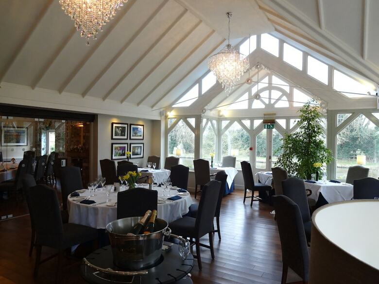 Hotel The Moat House