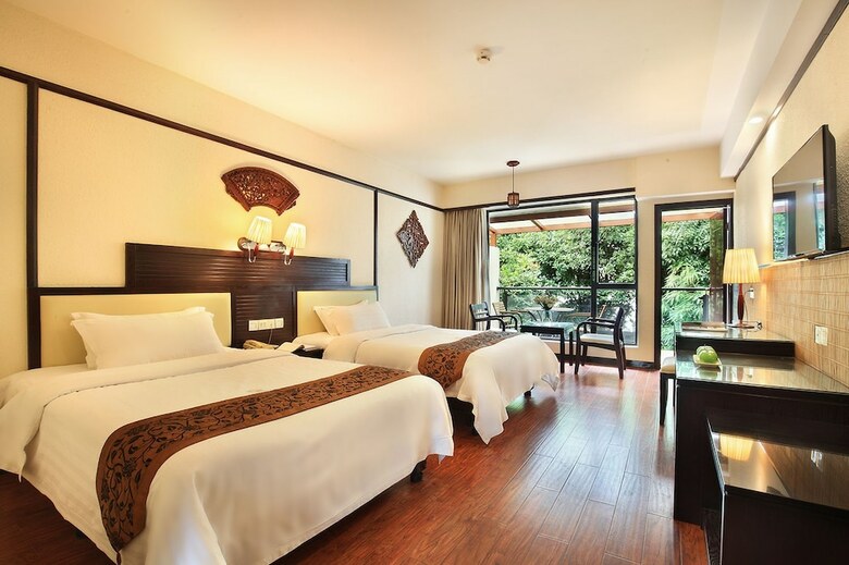 Dongjiang Golf Resort Hotel