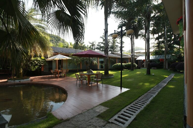 Dongjiang Golf Resort Hotel