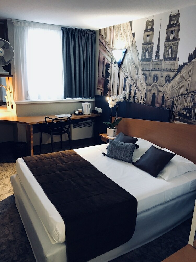 Hotel Ibis Tours Centre Giraudeau (Opening April 2020)