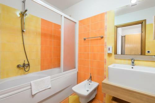 Apartments Rona Erea Icici
