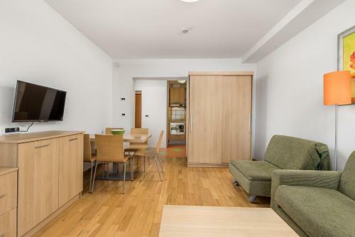 Apartments Rona Erea Icici