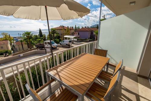 Apartments Rona Erea Icici