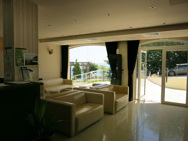 Albizia Hotel