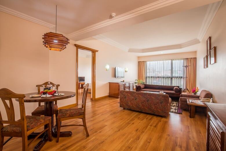Hotel Pokhara Grande
