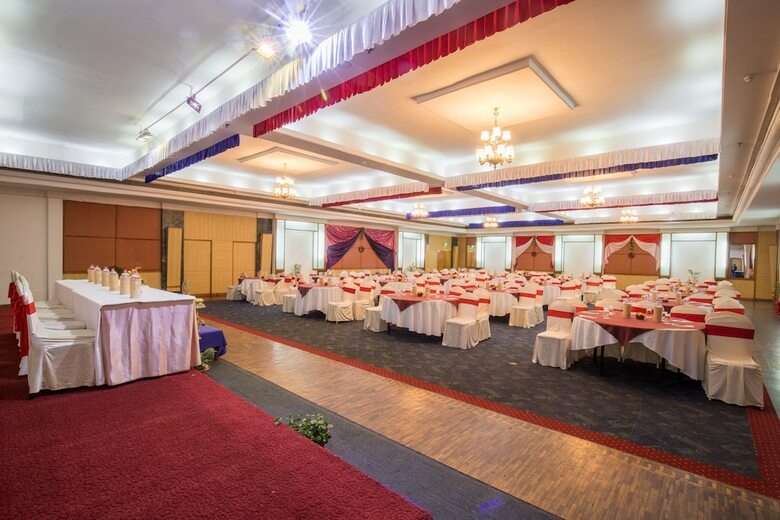 Hotel Pokhara Grande
