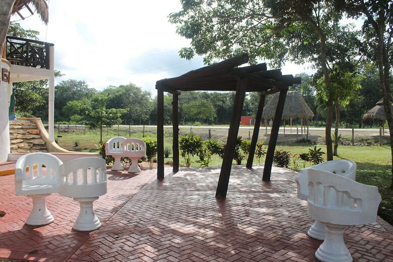 Real Mayab Hotel & Bungalows