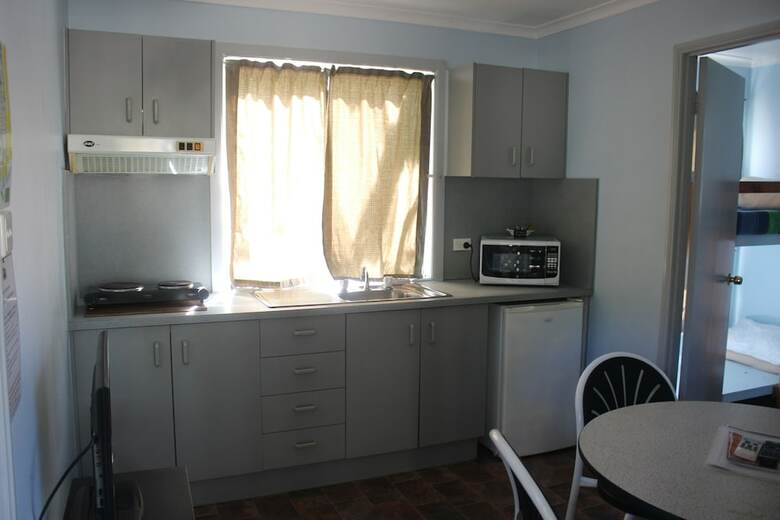 Lani's Holiday Island - Caravan Park