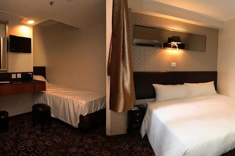 Lander Hotel Prince Edward