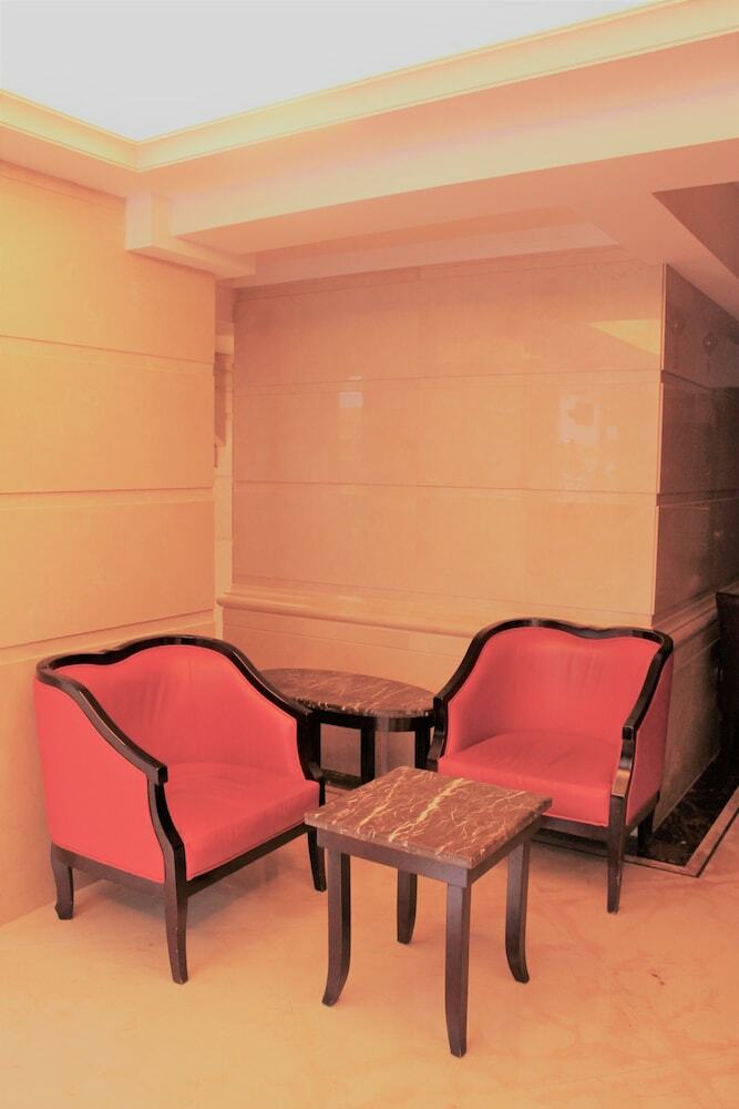 Lander Hotel Prince Edward