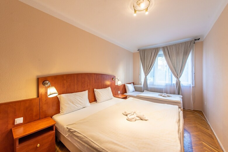 Korona Hotel Panzio
