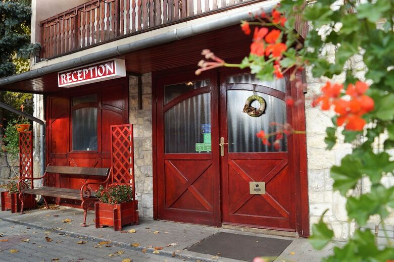 Korona Hotel Panzio