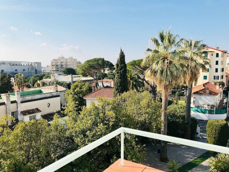 Hotel H�tel Le Pr� Catelan