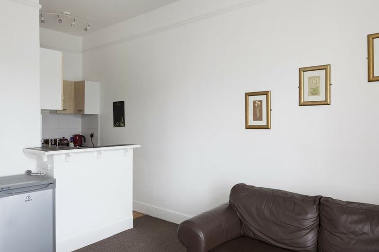Corner House Hotel