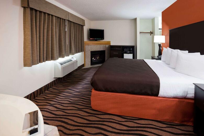 Hotel Americinn By Wyndham Mora