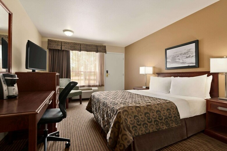 Hotel Super 8 By Wyndham Drumheller