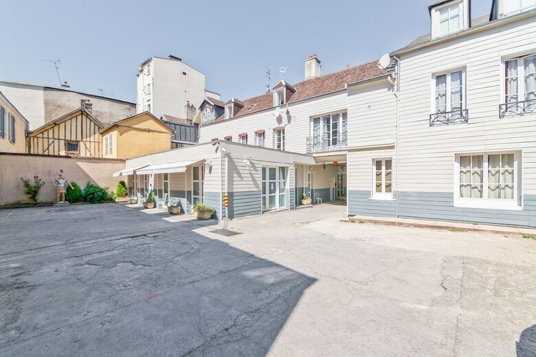Hotel Brit H�tel Les Comtes de Champagne Centre Historique