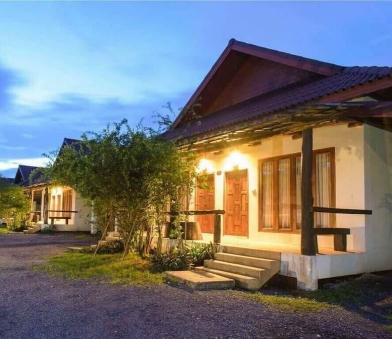 Hotel Bangyai Buri Resort