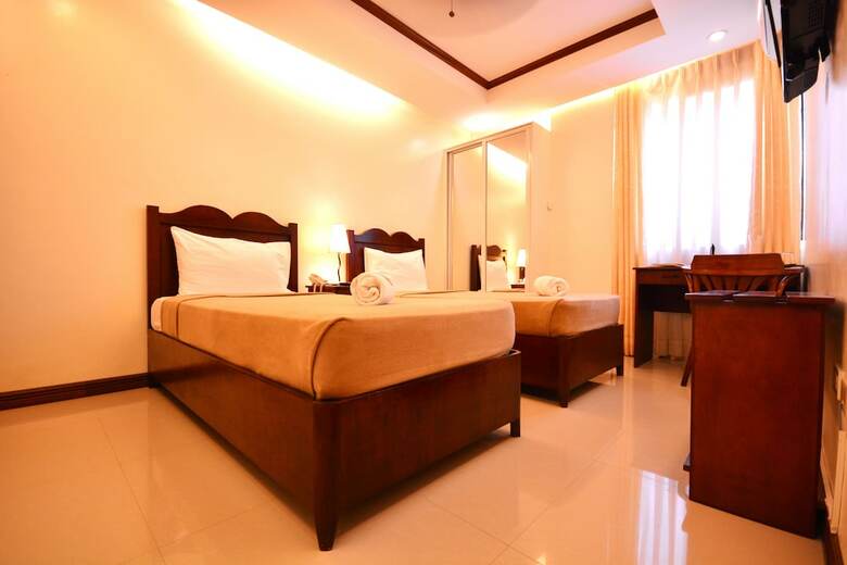 Hotel Ipil Suites Puerto Princesa