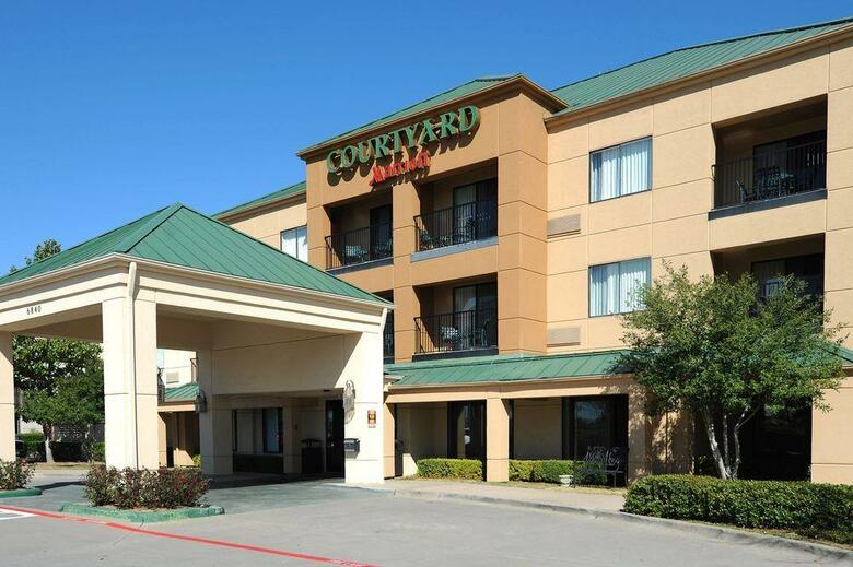 Hotel Courtyard By Marriott Plano In Legacy Park