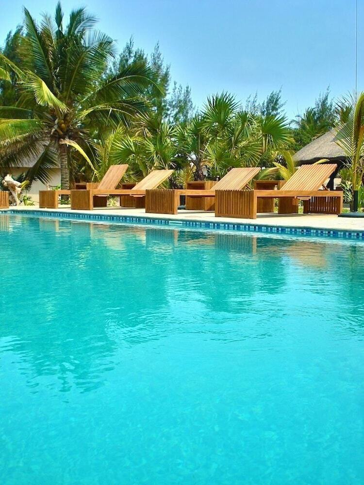 Posada Barra Beach Club