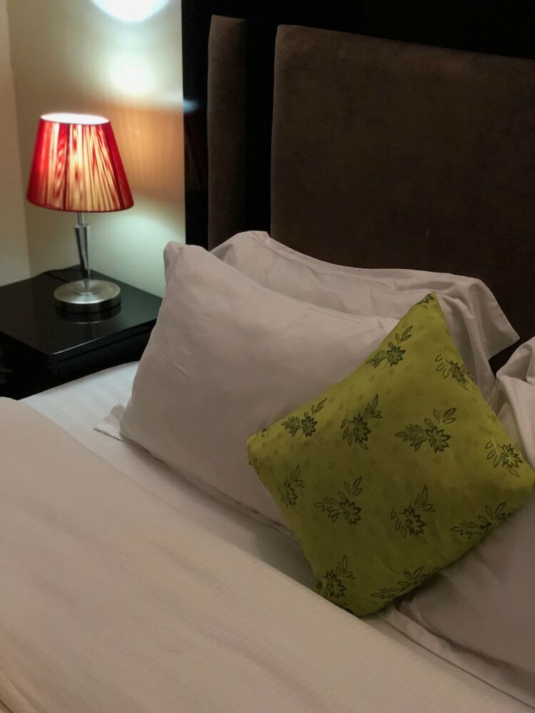 Aparthotel New Avon Apartments