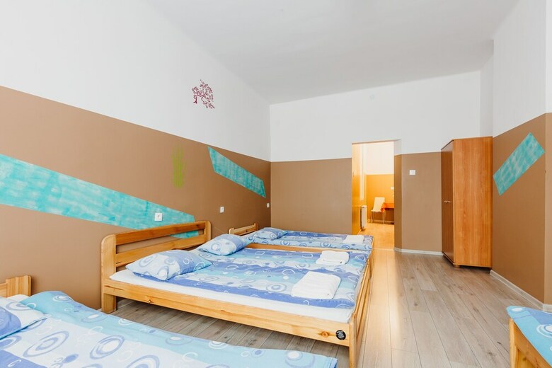 Hostal Tara Hostel