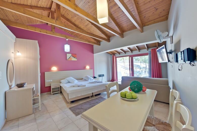 Aparthotel Rouda Bay Hotel