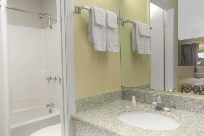 Motel Super 8 By Wyndham Shreveport