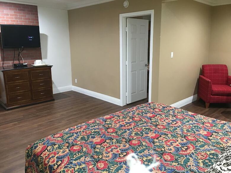 Motel American Inn & Suites Lax