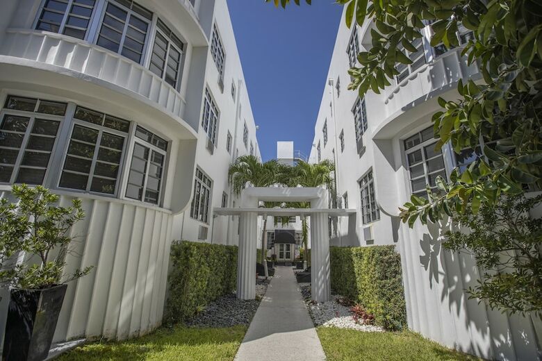 Lincoln Arms Suites, A South Beach Group Hotel