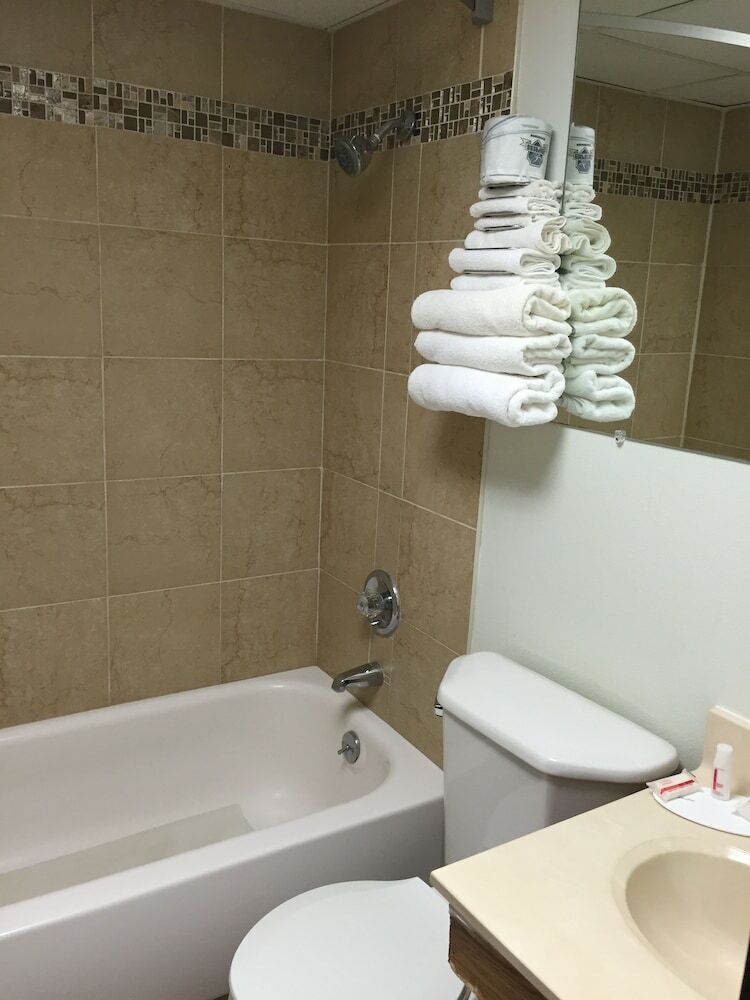 Hotel Super 8 By Wyndham Redfield