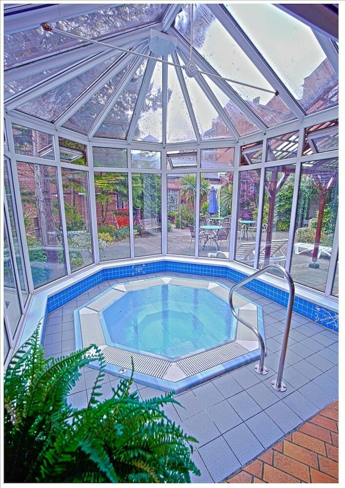 Royal Clifton Hotel & Spa, Sure Hotel Collection