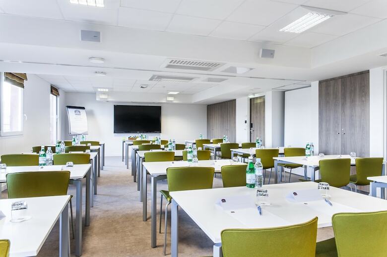 Hotel Best Western Plus Paris Velizy