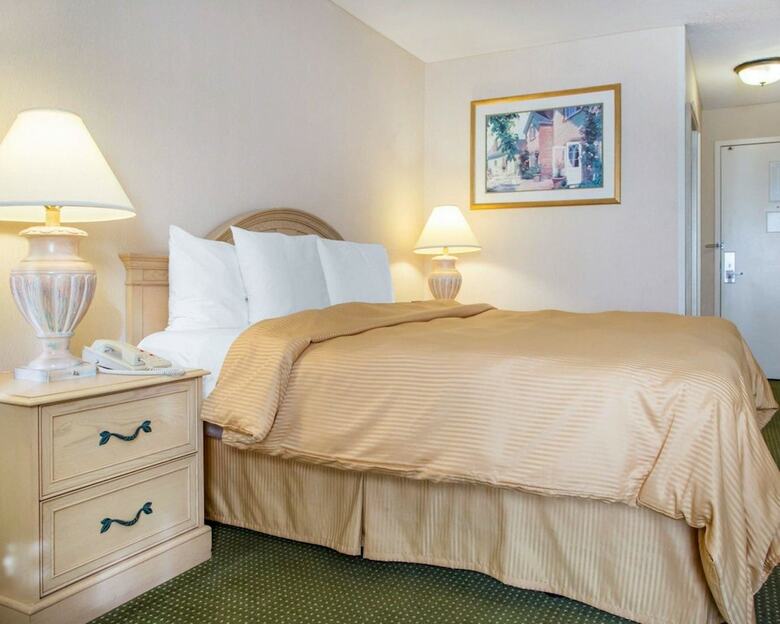 Hotel Clarion Inn S Holland