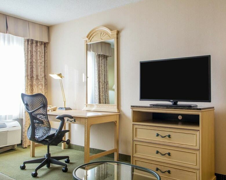 Hotel Clarion Inn S Holland