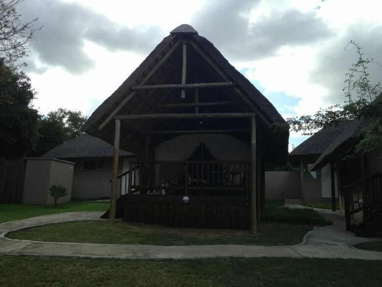 Posada Sabie River Bush Lodge