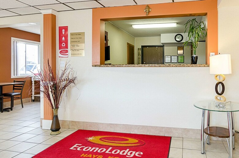 Motel Econo Lodge Hays I-70