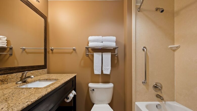Best Western Plus College Park Hotel
