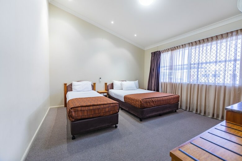 Motel Roma Explorers Inn