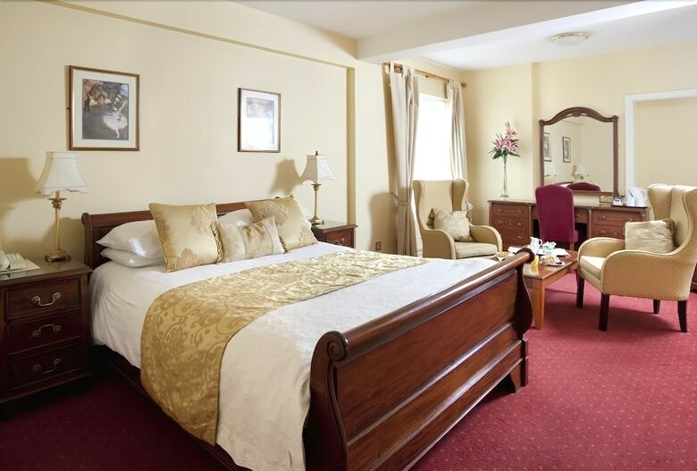 The Royal Hotel And Leisure Centre